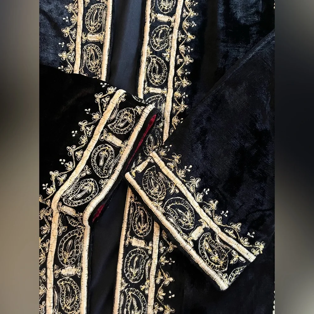 Soft surroundings Elegant Black and Gold Women's Jacket Size Small Runs Large - Picture 14 of 16